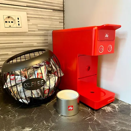 Luro - Sismondi 44 * Milan